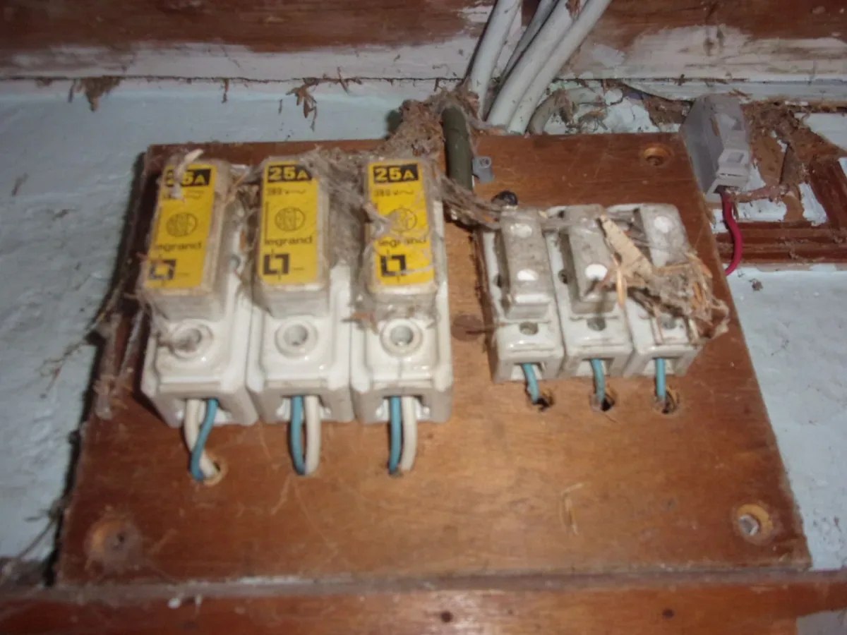 Diagnostic électrique obligatoire à Saint-Maur-des-Fossés